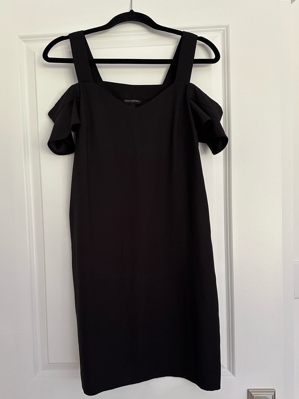 Banana Republic Black Cold-Shoulder Shift Mini Dress